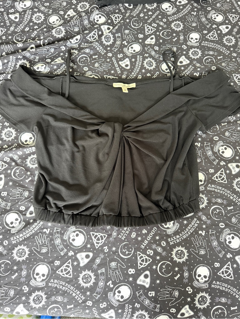 Express One Eleven Off The Shoulder Twist Front Crop Top Size Medium